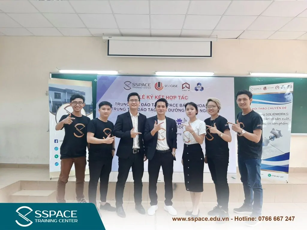 đội ngũ SSPACE