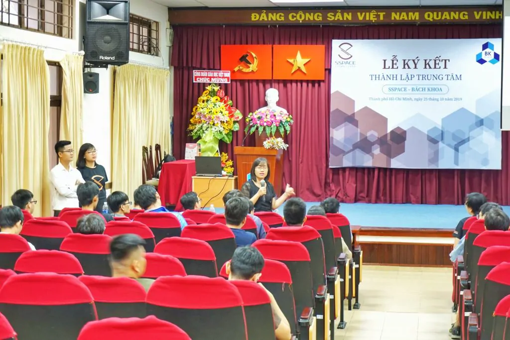 không khí hội thảo
