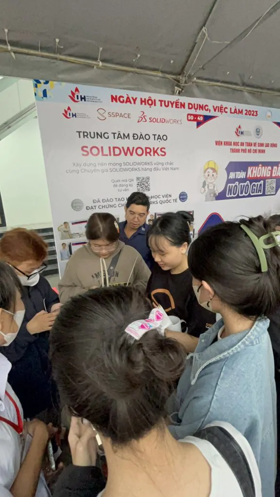 ngày hội việc làm 4