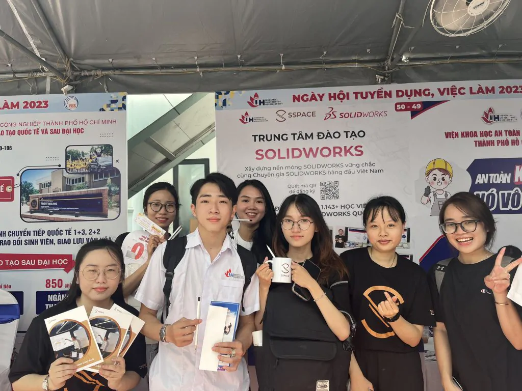 quà tặng cho các bạn sinh viên 