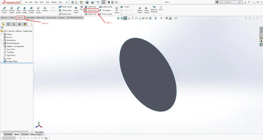 Lệnh Replace Face được tìm thấy tại thẻ Surfaces trên vùng Command Manager